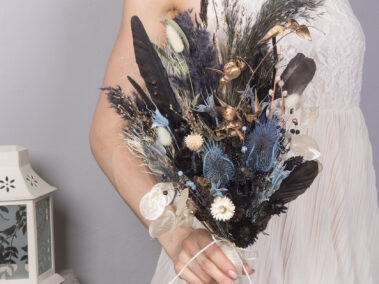 Gallery 2 wedding-sets - black-gold-and-steel-blue-starry-night-celestial-wedding-bouquet-raven-feather-gothic-dried-flowers-SET-2021-16