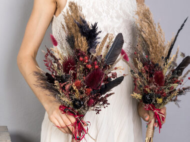 Gallery 12 wedding-sets - fall-autumn-burgundy-black-gothic-pampas-grass-wedding-bouquet-with-teasel-thistle-dried-flowers-SET-2021-06