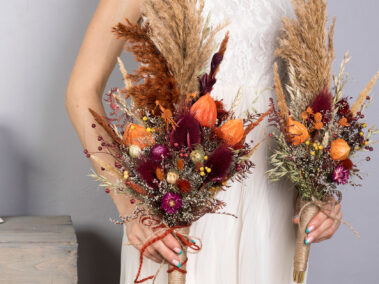 Gallery 10 wedding-sets - fall-autumn-burgundy-orange-wedding-bouquet-with-pampas-grass-teasel-thistle-dried-flowers-SET-2021-08