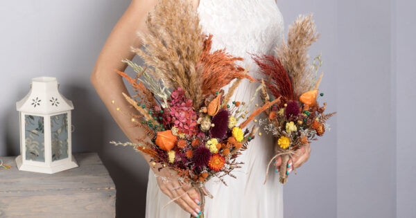 wedding-sets - fall-autumn-burgundy-orange-yellow-pampas-grass-wedding-bouquet-thistle-teasel-dried-flowers-SET-2021-04