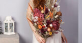 wedding-sets - fall-autumn-burnt-orange-rust-with-hydrangea-wedding-bouquet-dried-flower-thistle-terracotta-pampas-grass-lunaria-flowers-SET-2021-00