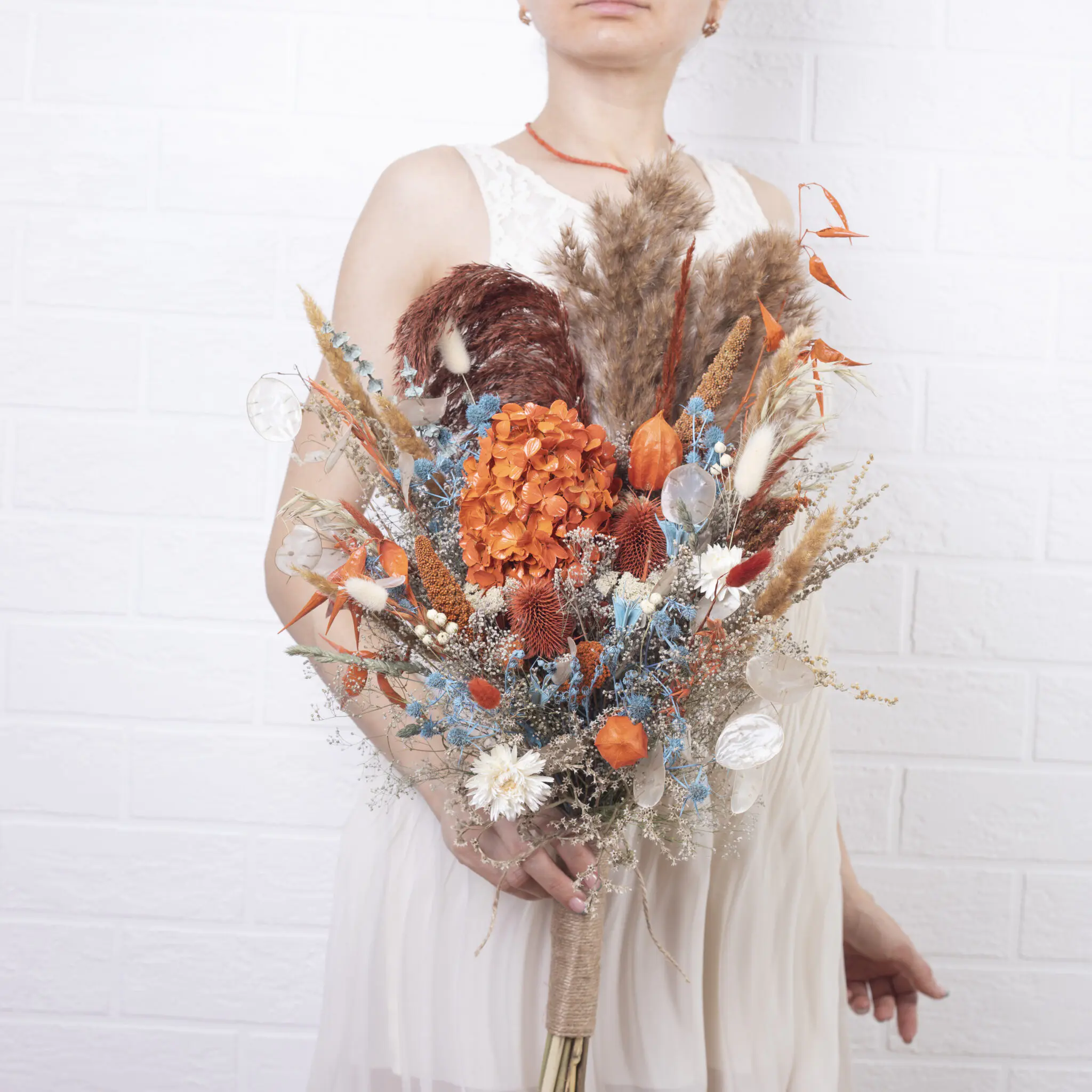 Tiffany Wedding bouquet (Tall) - 7LeafShop Dried Wedding Bouquets